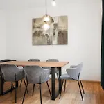 Easy-flat Hauptplatz - Center With A Kitchen 아파트