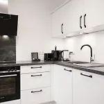 아파트 Easy-flat Hauptplatz - Center With A Kitchen 빌라흐
