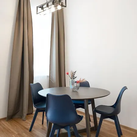 Easy-flat Hauptplatz - Center With A Kitchen *
