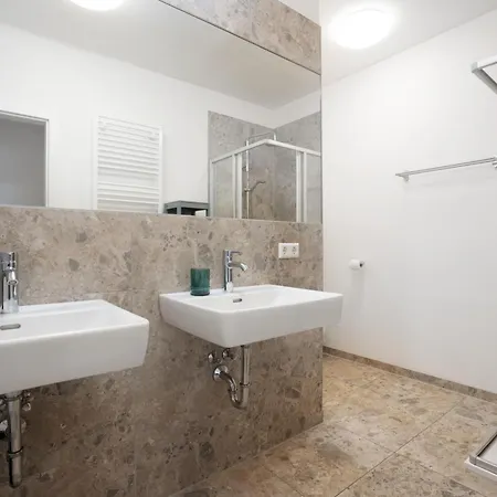 Easy-flat Hauptplatz - Center With A Kitchen * Villach
